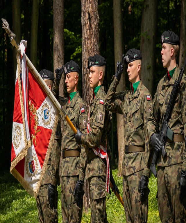 MAKI POD MONTE CASSINO WCIĄŻ KWITNĄ! 